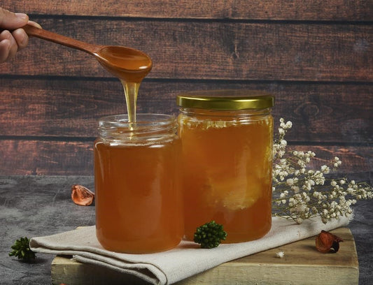 Can Squirrels Eat Honey?