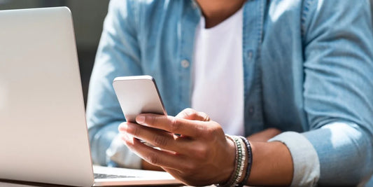 Why Does My Girlfriend Text Me Less