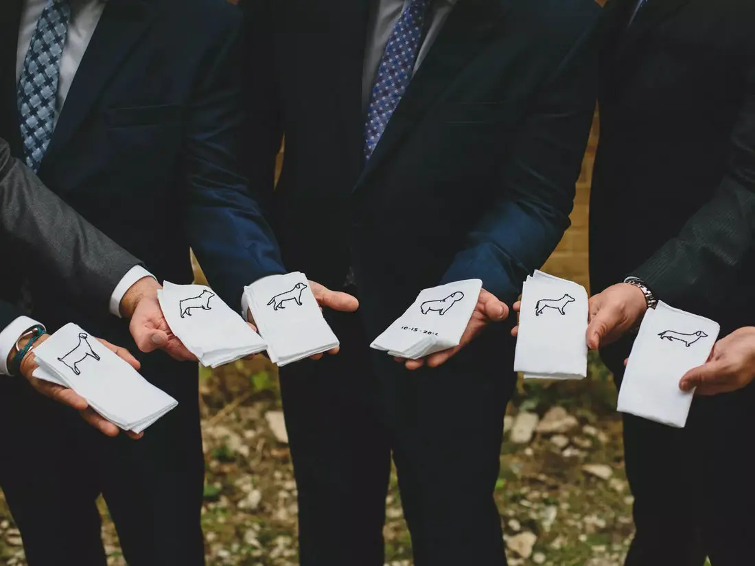 Do Guys Gives Gifts When Asking Groomsmen