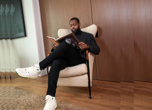 Can A Guy Cross His Legs
