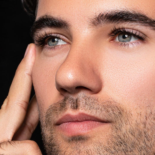 Do Guys Curl Their Eyelashes