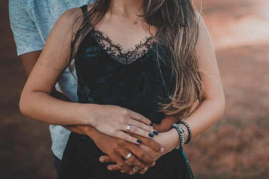 When A Guy Rubs Your Stomach What Does It Mean