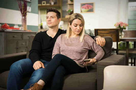 My Girlfriend Doesn't Know I Know She Cheated