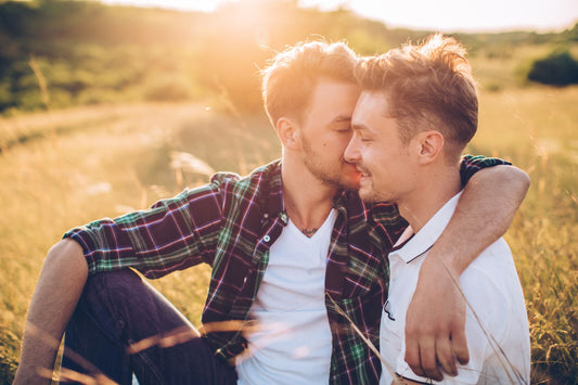 Can A Guy Date A Guy
