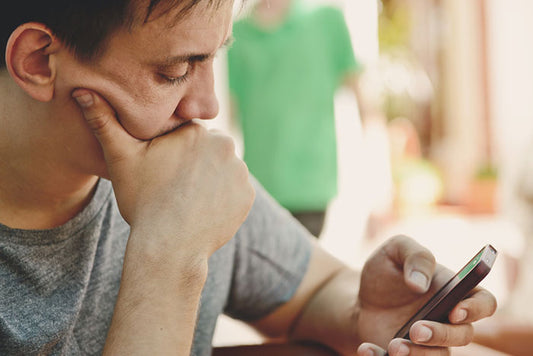 My Girlfriend Always Flakes