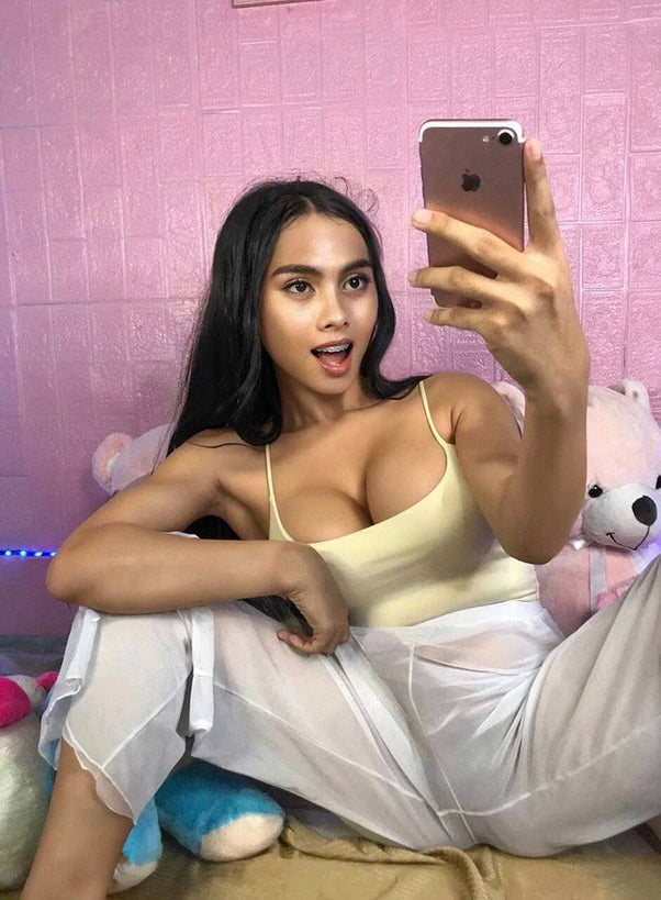 Why Would A Girl Send Me Her Picture