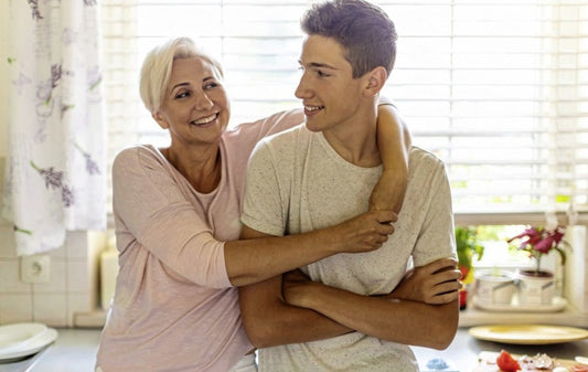 When A Guy Dates An Older Woman