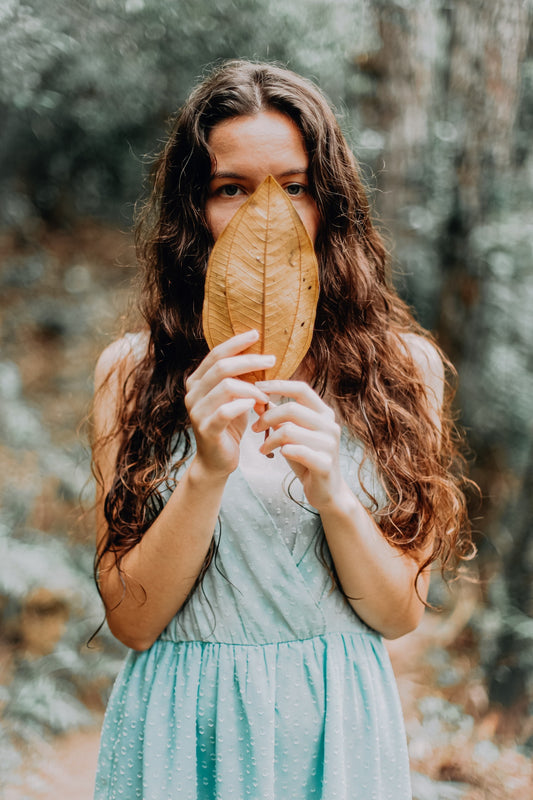 What Does It Mean When A Girl Cover Her Face